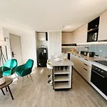 Hom I Depto Nuevo 1D1B 2Pax Santiago Calle Domeyko 359