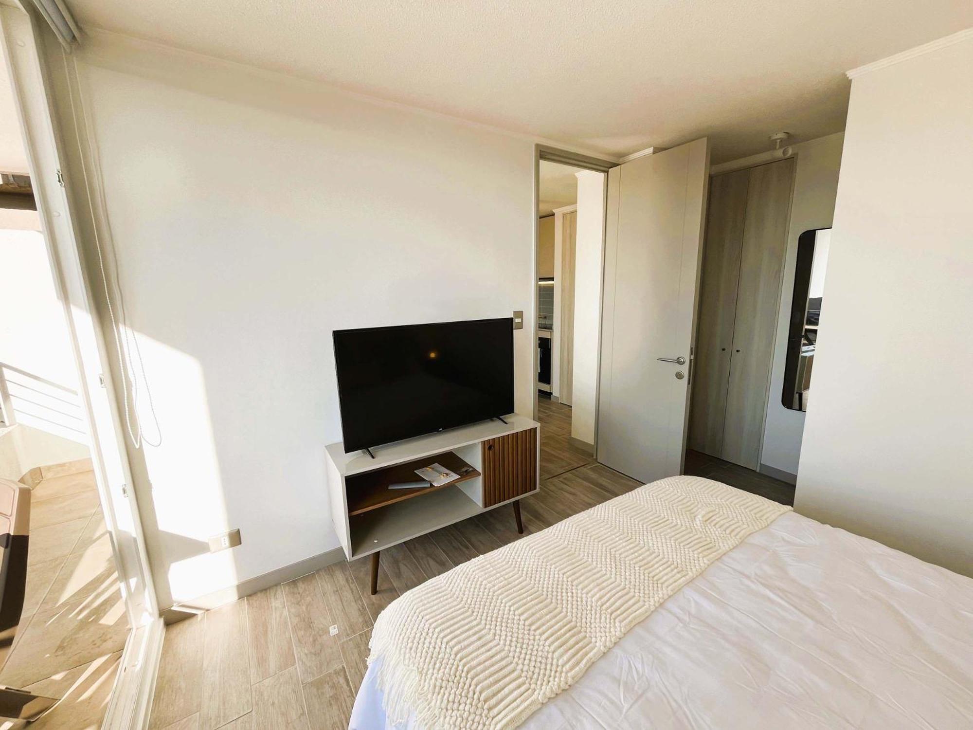 Hom I Depto Nuevo 1d1b 2pax Calle Domeyko 359